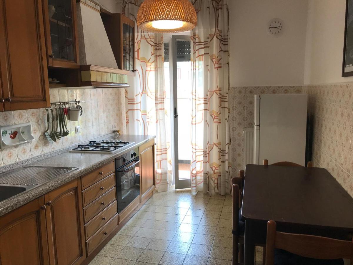 Ampio Trilocale Con Posto Auto Villa Sestri Levante Exterior foto